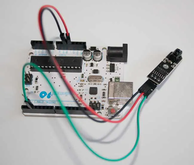 Montaje del sensor TCRT5000 con Arduino